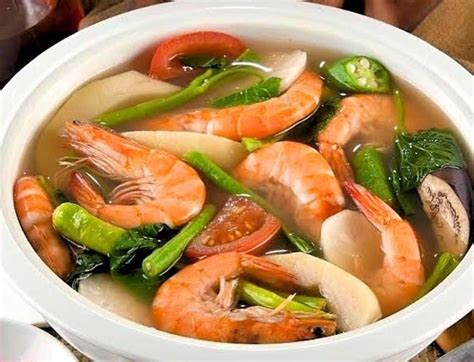  Sinigang na Hipon: Uma Sinfonia de Azedo e Picante que Explode no seu Paladar!